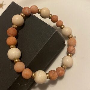 Bracelet Magnesite  stone